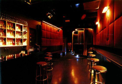 音樂(lè)酒吧設(shè)計(jì)時(shí)尚旋風(fēng)   國(guó)外第七酒吧設(shè)計(jì)圖欣賞