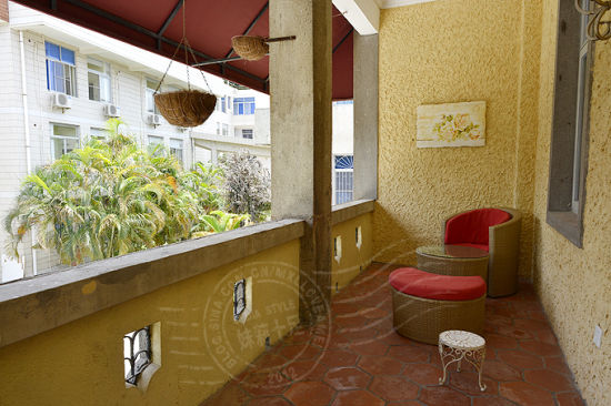 西班牙主題酒店客房設(shè)計效果圖欣賞