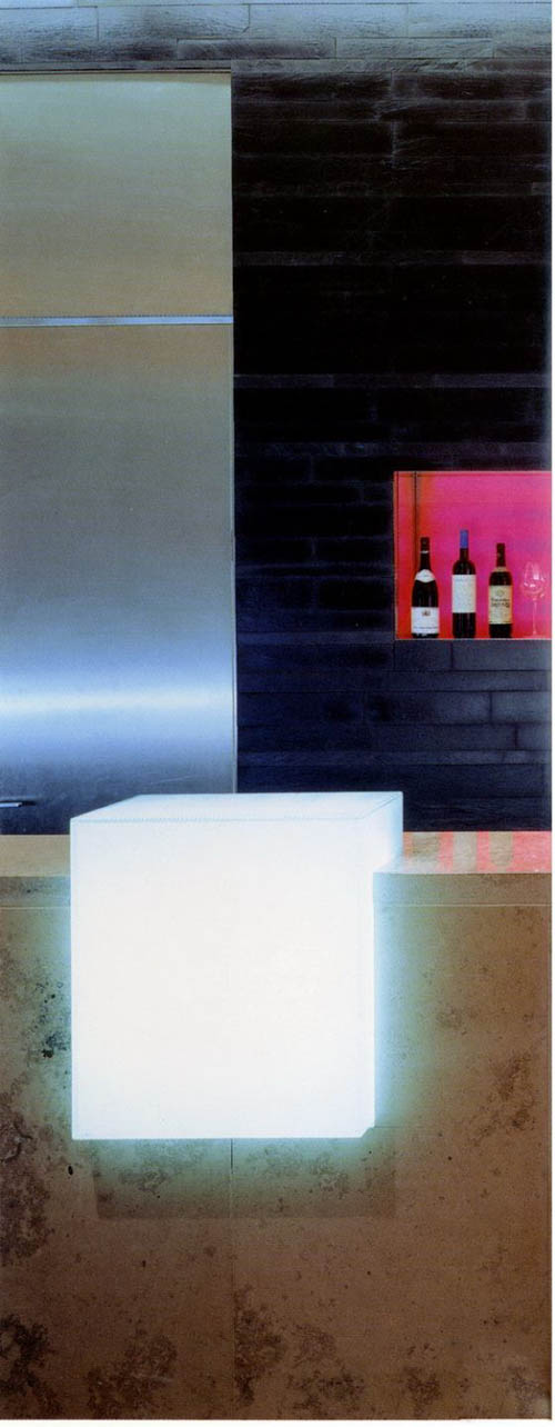 布拉格奧斯卡酒吧設(shè)計 感受個性酒吧設(shè)計魅力