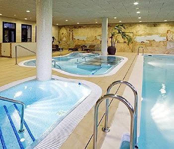 頂級(jí)洗浴設(shè)計(jì)公司介紹洗浴中心燈光設(shè)計(jì)方案