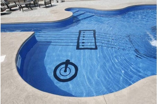 打破洗浴中心泳池設(shè)計規(guī)則  洗浴中心吉他泳池設(shè)計欣賞