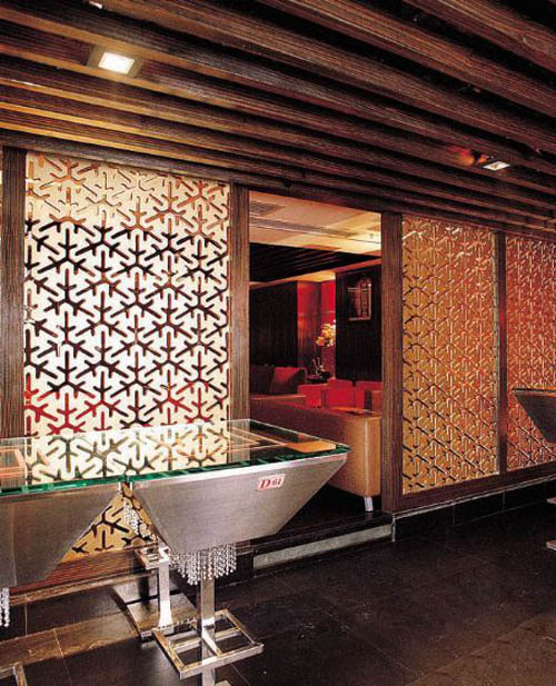 現(xiàn)代中式酒吧設(shè)計圖 感受酒吧設(shè)計混搭風