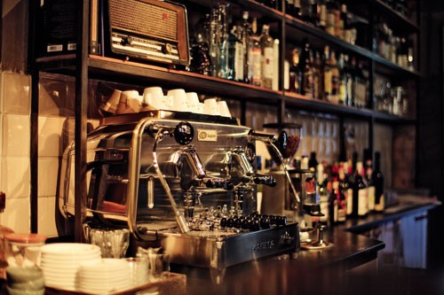 復(fù)古法式酒吧設(shè)計(jì) Le Petit Franck 紅酒吧設(shè)計(jì)圖欣賞