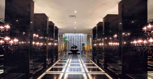 品牌酒店餐廳設(shè)計案例  滄州七弟兄澳門豆撈設(shè)計欣賞