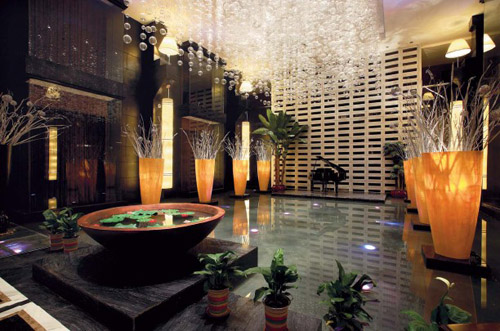 品牌酒店餐廳設(shè)計案例  滄州七弟兄澳門豆撈設(shè)計欣賞