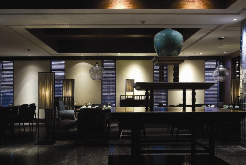 鬧中取靜的高級會所設(shè)計方案