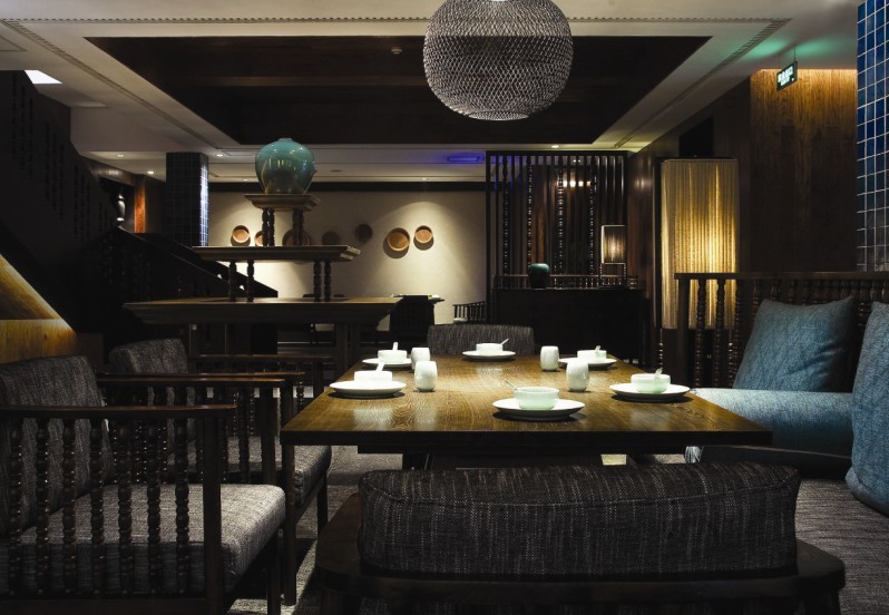 鬧中取靜的高級會所設(shè)計方案