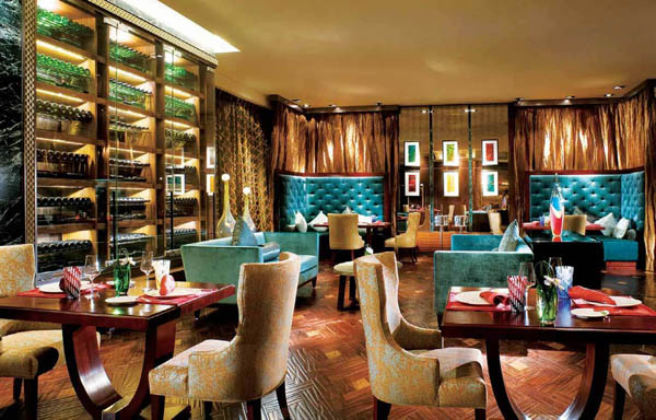 高檔酒店設(shè)計公司傾情分享:深圳麗思卡爾頓酒店設(shè)計