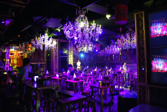 歐式風(fēng)情主題酒吧設(shè)計(jì)  深圳瑪莎公館酒吧設(shè)計(jì)效果圖欣賞