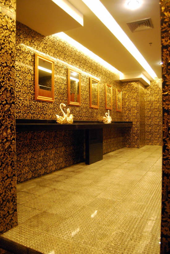 歐式風(fēng)情主題酒吧設(shè)計(jì)  深圳瑪莎公館酒吧衛(wèi)生間設(shè)計(jì)效果圖欣賞