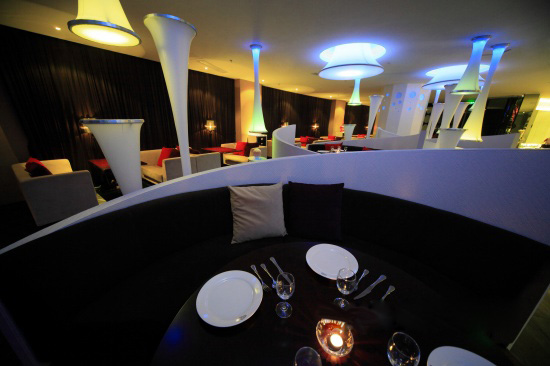 特色個性酒吧設(shè)計(jì)方案  福州夜光杯酒吧卡座設(shè)計(jì)圖欣賞