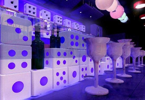 藝術(shù)特色個(gè)性酒吧設(shè)計(jì)說明  山東長島酒吧設(shè)計(jì)圖欣賞