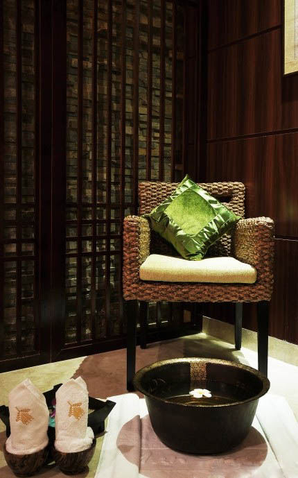 洗浴會(huì)所設(shè)計(jì)欣賞  男士水療SPA中的摩登生活