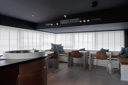 純白雅致空間   Pure C時尚餐吧設(shè)計欣賞