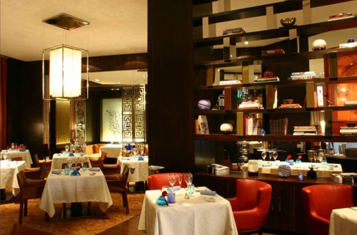 號(hào)外號(hào)外 中國(guó)最佳酒店獎(jiǎng)花落北京麗思卡爾頓酒店