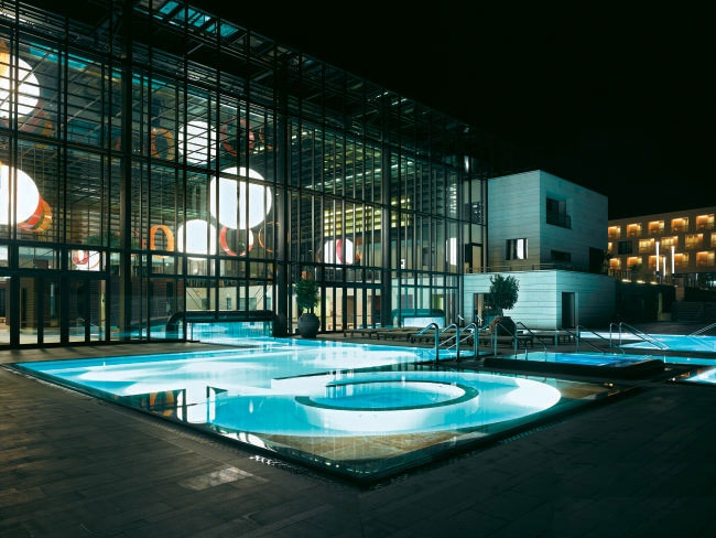 意大利Merano水療館設(shè)計(jì)效果圖