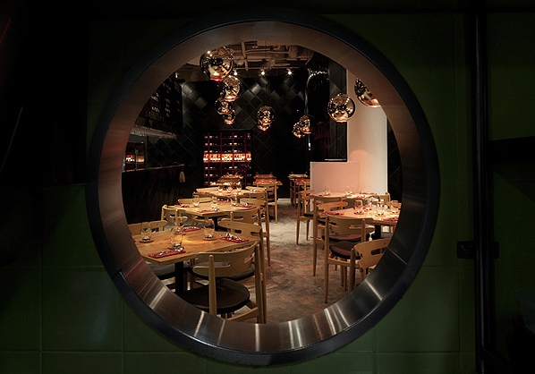 新加坡Tastings Room品酒餐廳設(shè)計(jì)