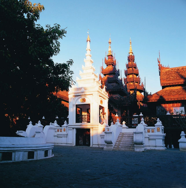 泰國清邁府達(dá)拉德威德瓦水療館設(shè)計(jì)