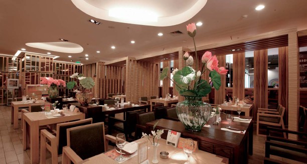 主題餐廳設(shè)計(jì)案例  荷花主題酒店餐廳效果圖欣賞