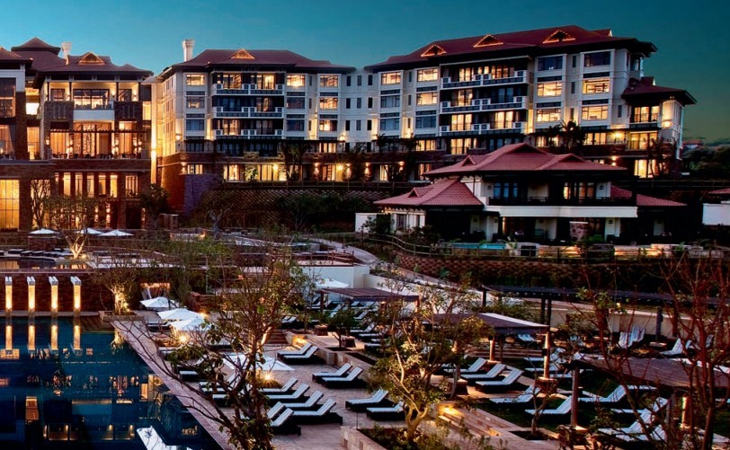 費爾蒙津巴里度假村室外浴場設(shè)計