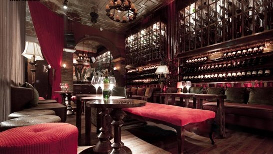 復(fù)古奢華 成都1982紅酒音樂酒吧設(shè)計(jì)欣賞
