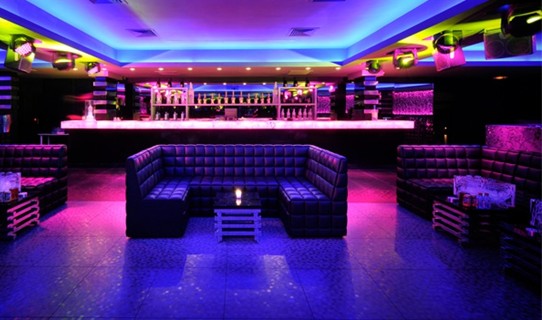 混搭風(fēng)來襲 巴黎圓弧娛樂會所設(shè)計(jì)欣賞