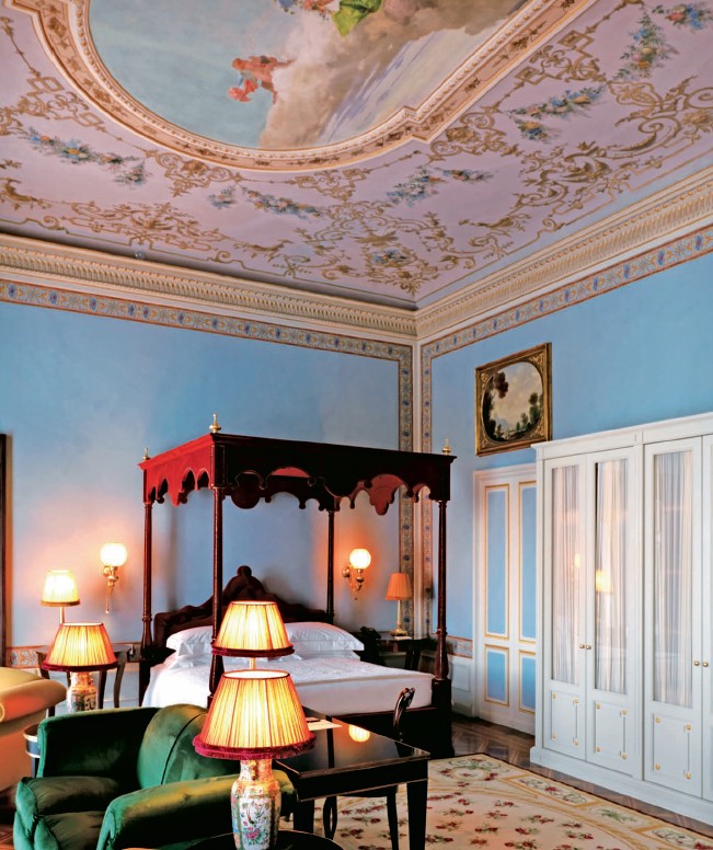 國(guó)際五星級(jí)酒店客房設(shè)計(jì)欣賞