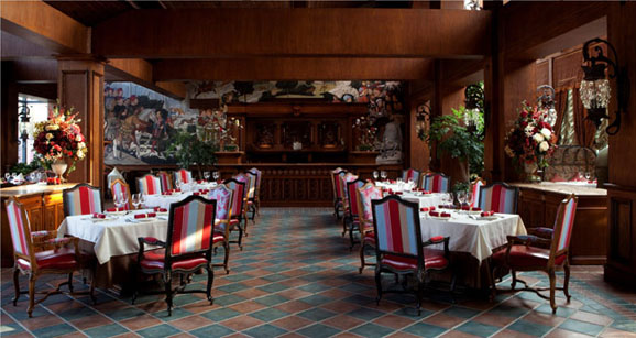 東方紅酒會所設(shè)計效果圖