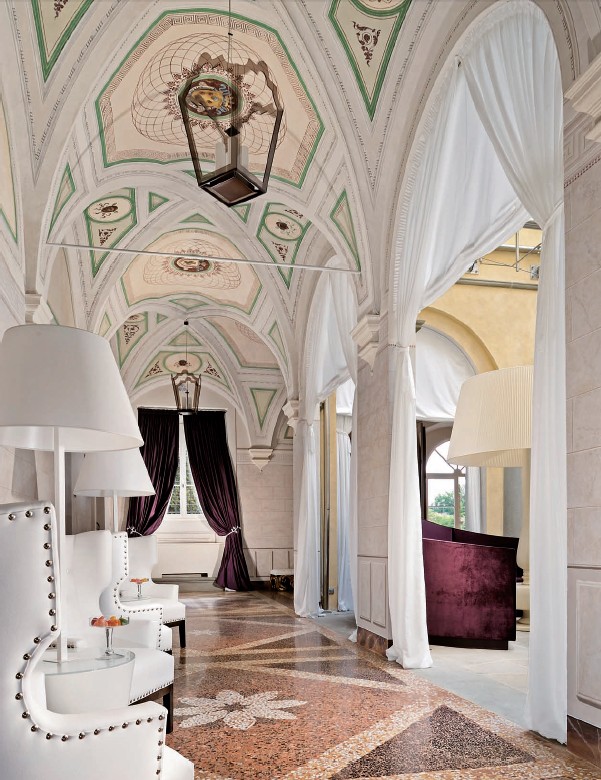 五星級度假村  Le Maschere 別墅酒店設計欣賞