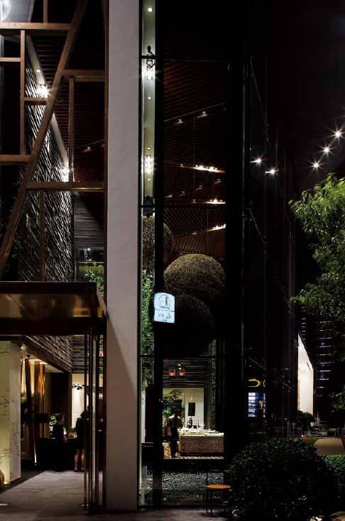 摩登時尚的餐飲會所設計