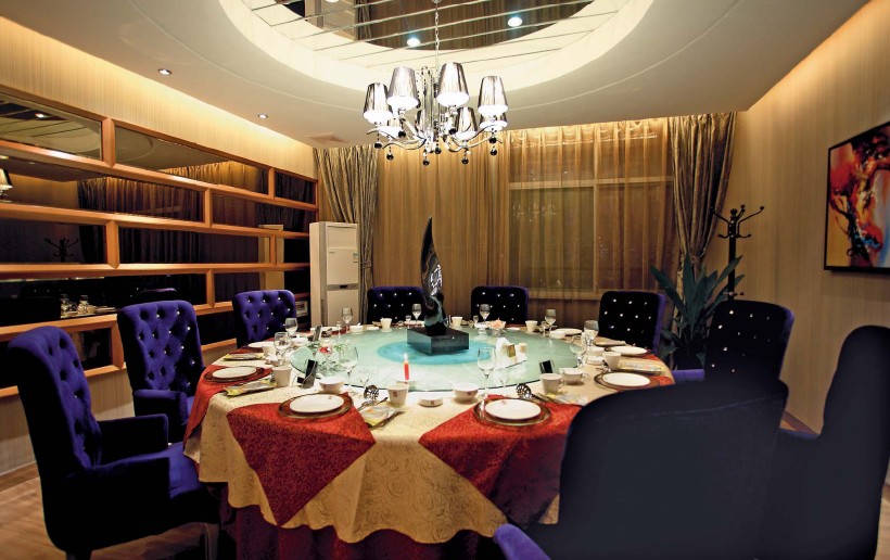 精品時尚酒店餐廳設(shè)計欣賞 香港撈福來鹿泉店