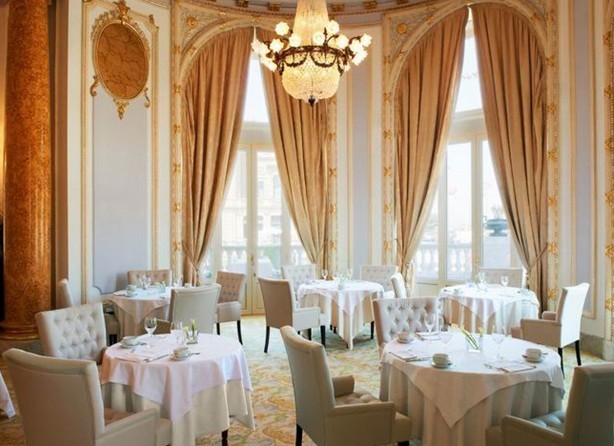 西班牙豪華度假休閑會(huì)所設(shè)計(jì)效果圖