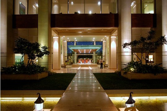 感受皇家就餐尊榮 梔子花頂級餐飲會所