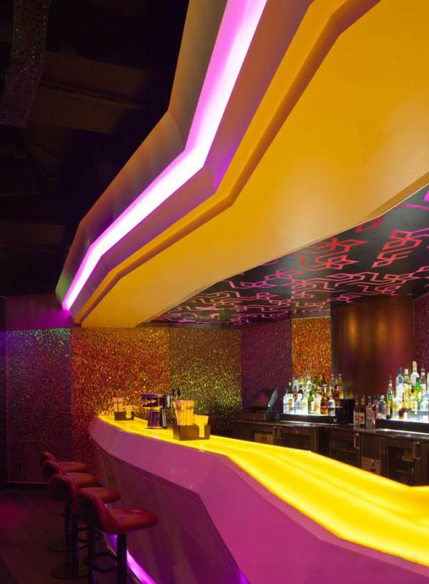 印度Hyderabad珀麗酒店珠寶盒主題酒吧設(shè)計(jì)欣賞