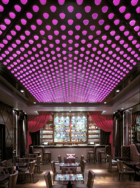 炫樂(lè)主題 倫敦Cuckoo俱樂(lè)部主題酒吧設(shè)計(jì)欣賞