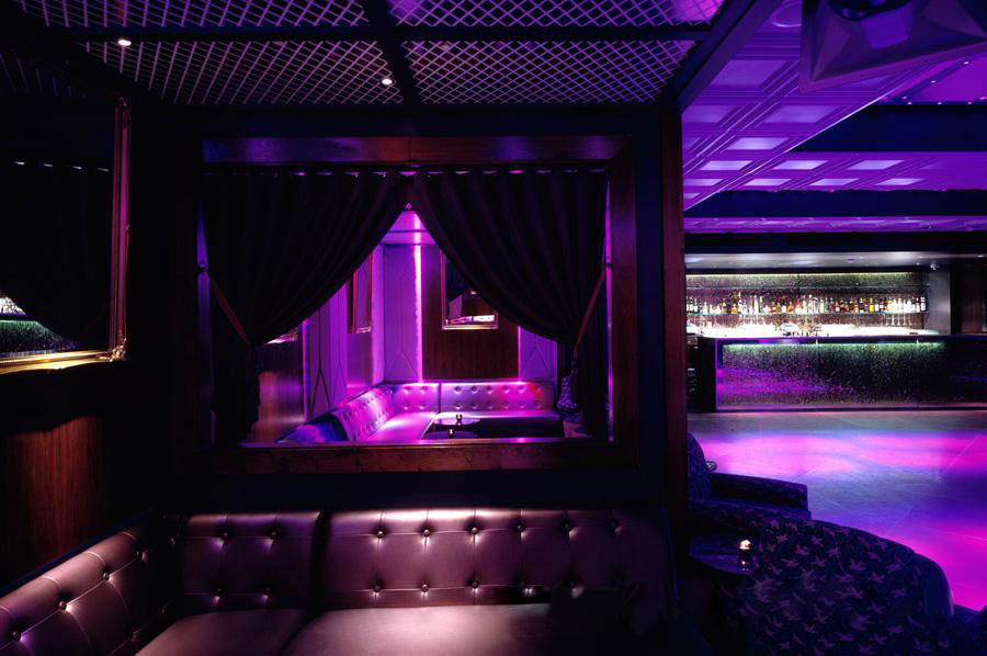 炫樂(lè)主題 倫敦Cuckoo俱樂(lè)部主題酒吧設(shè)計(jì)欣賞