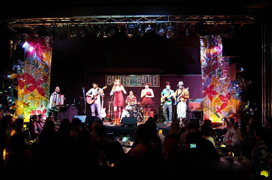 奢華復(fù)古風(fēng)格音樂酒吧舞臺燈光設(shè)計(jì)圖欣賞