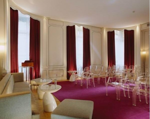 以女性為主題的會所設(shè)計