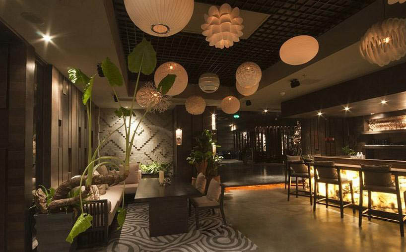 特色主題酒吧設(shè)計(jì)方案欣賞 朗朗高檔俱樂部