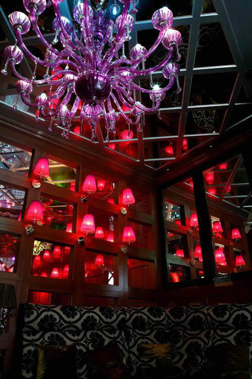 風(fēng)姿卓越 武漢皇后音樂酒吧設(shè)計(jì)說明