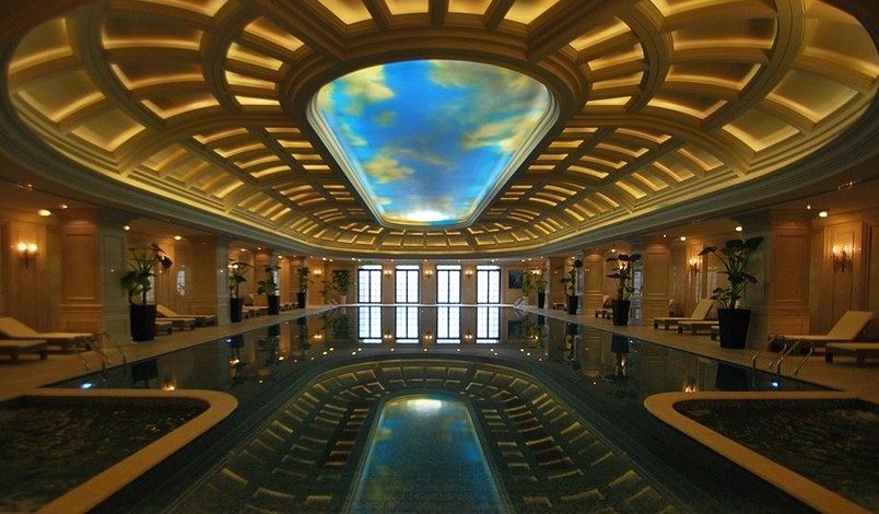 安寧祥和的天穹會(huì)所 