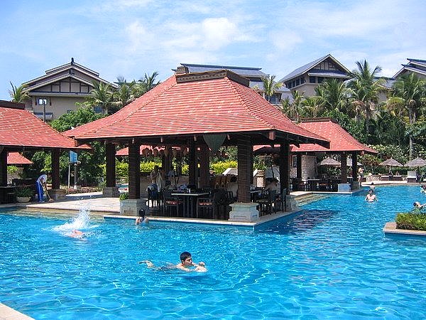 2013春節(jié)最佳旅游酒店推薦:三亞五星級(jí)酒店群歡迎你