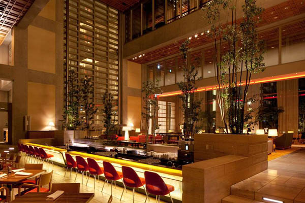 國外酒吧設(shè)計說明  東京美國俱樂部燈光設(shè)計欣賞