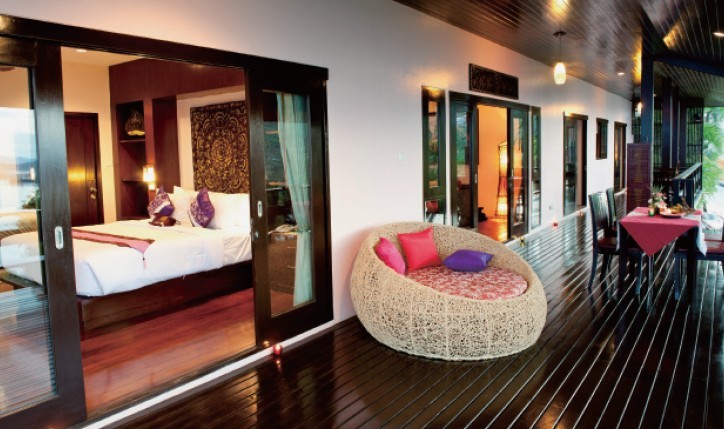 檀香木豪華度假水療中心