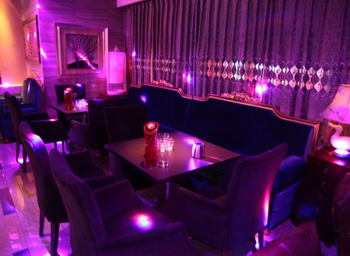 本色米亞夜總會設(shè)計效果圖欣賞