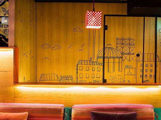 童話色彩  俏皮可愛的K* RVI個(gè)性酒吧設(shè)計(jì)欣賞