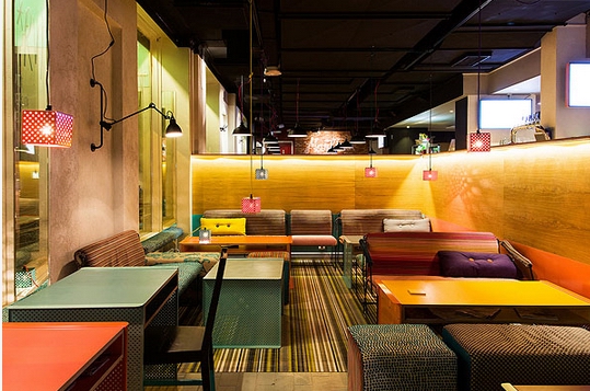 童話色彩  俏皮可愛的K* RVI個(gè)性酒吧設(shè)計(jì)欣賞