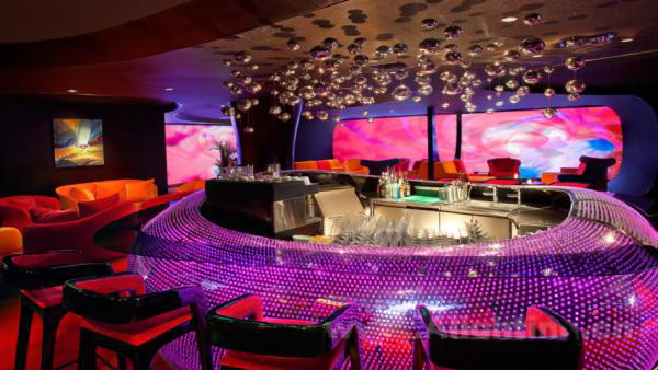 Thomas酒吧十足創(chuàng)意   國外特色酒吧設(shè)計圖欣賞