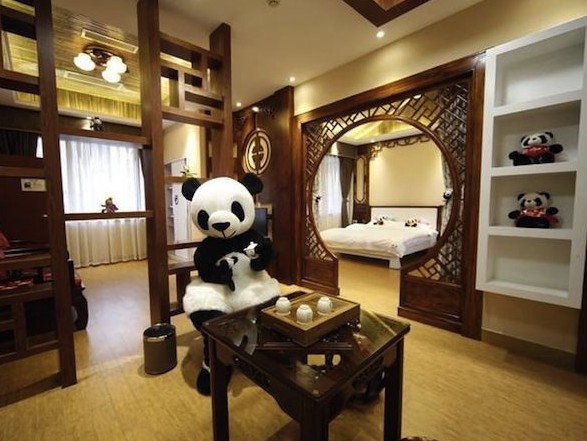 熊貓主題商務(wù)會所 舍棄奢華設(shè)計根本