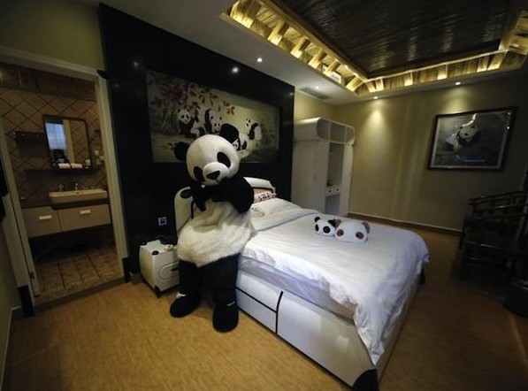 熊貓主題商務(wù)會所 舍棄奢華設(shè)計根本